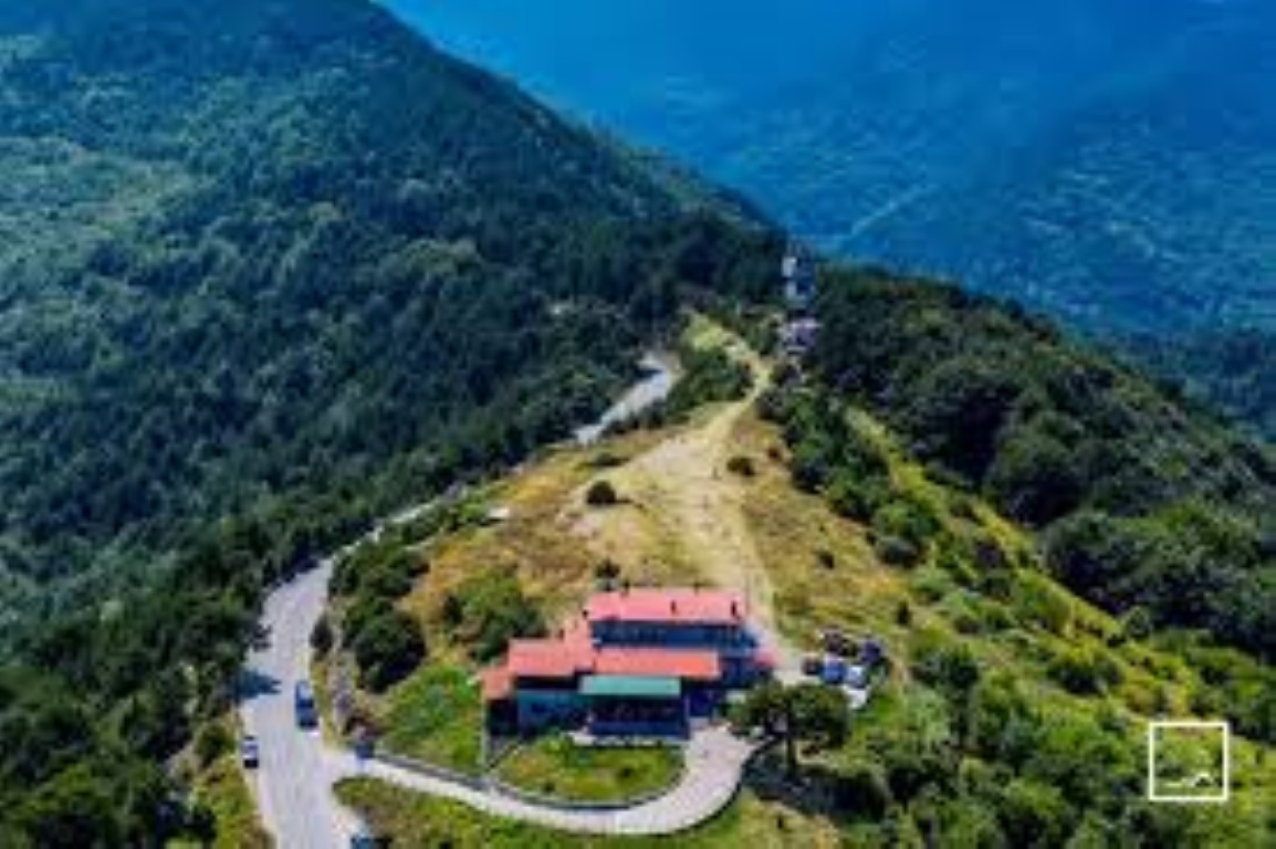 Stavros Refuge