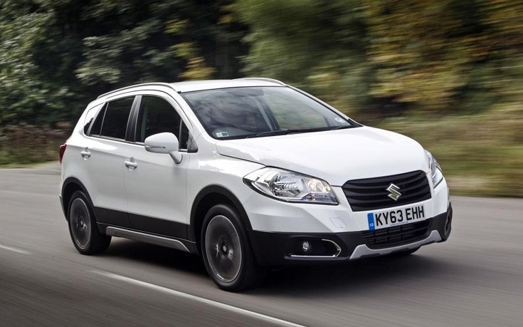 White Suzuki SX4 S-Cross